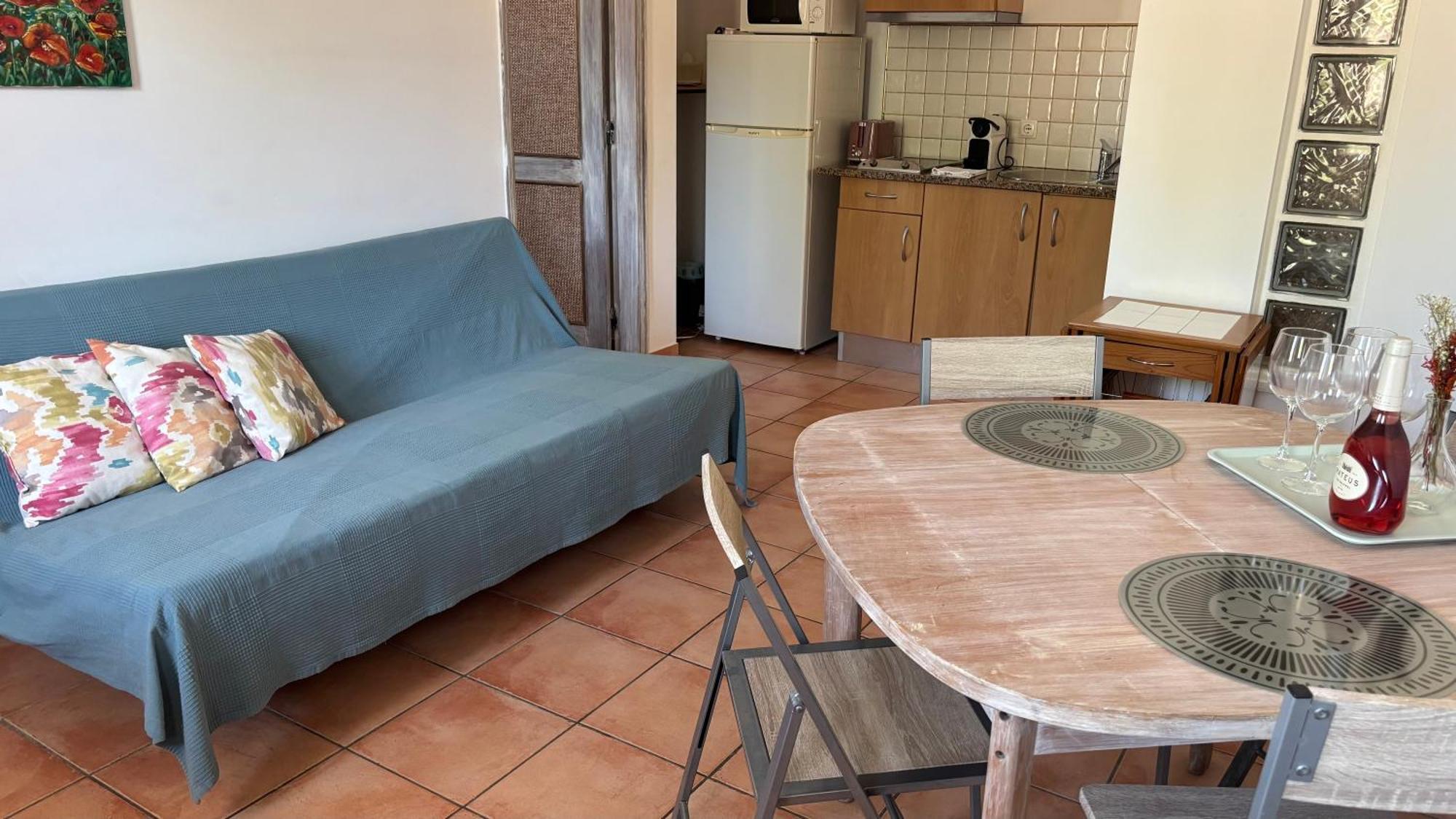 Aparts 8 T1 E T0 Apartamento Lagos